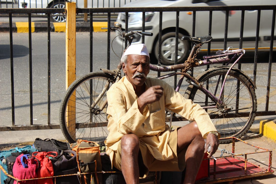 sitting dabbwala-mumbai