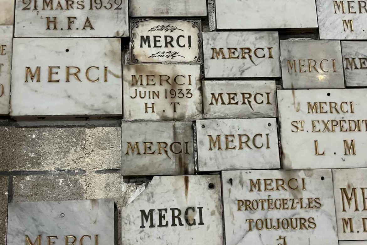 Merci wall